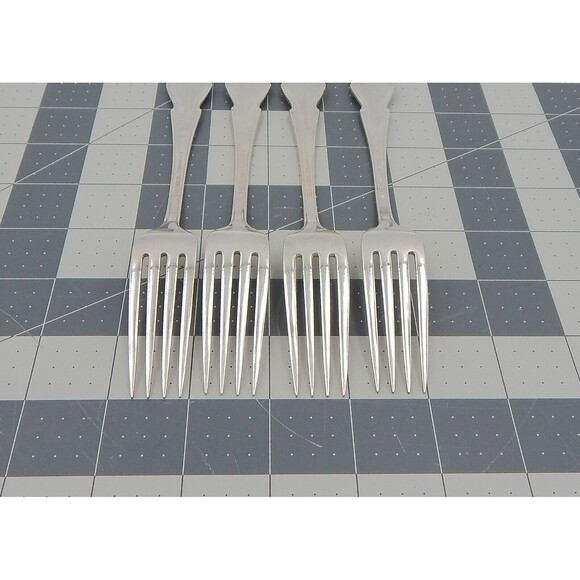 International Silverplate Waverly Dinner Place Forks 7-1/4 Inch Set of 4 - Picture 13 of 15